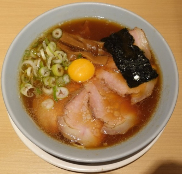 「特製ラーメン（1,250円）」@手打ち中華 玉 アクアシティお台場店の写真