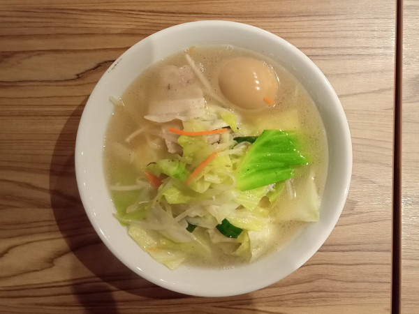 「塩たんめん＋味玉」@会津らーめん ばんないの写真