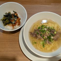 限定牛テール塩sobaナムルキムチご飯付