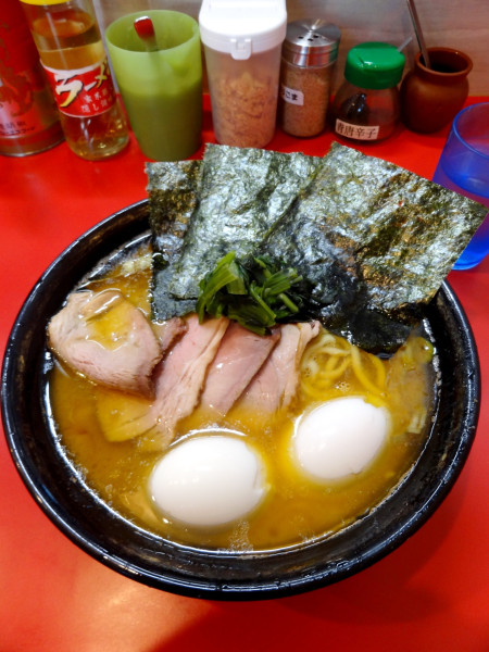 「中盛チャーシュー1300円 白玉W20円」@家系総本山 ラーメン吉村家の写真