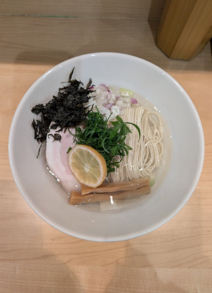 「牡蠣塩そば」@「七色の落書き」の写真