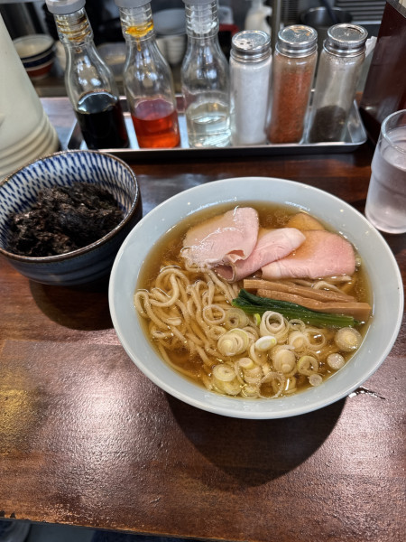 「佐野風 岩のり煮干中華そば 醤油（燻製 低温）」@喜元門 水戸平須店の写真