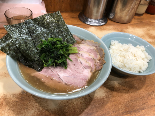 「チャーシュー麺並（1,200円）」@横浜ラーメン 武蔵家 稲田堤店の写真