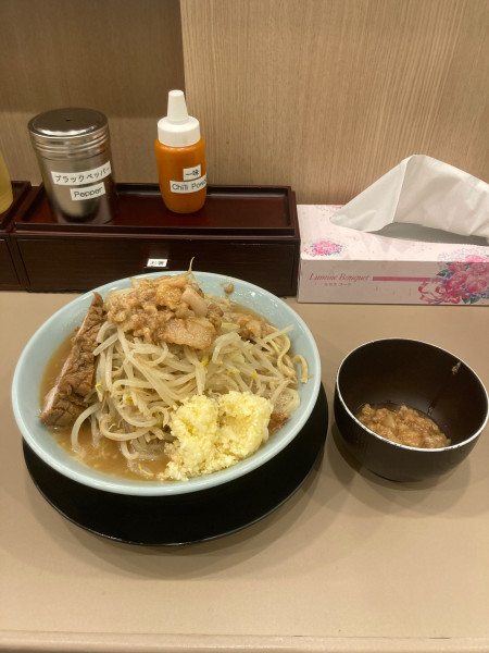 「ラーメン300g 1100円」@俺の生きる道  水戸駅らー麺街道店の写真