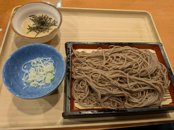「とろろせいろそば899円」@夢庵 戸塚深谷店の写真