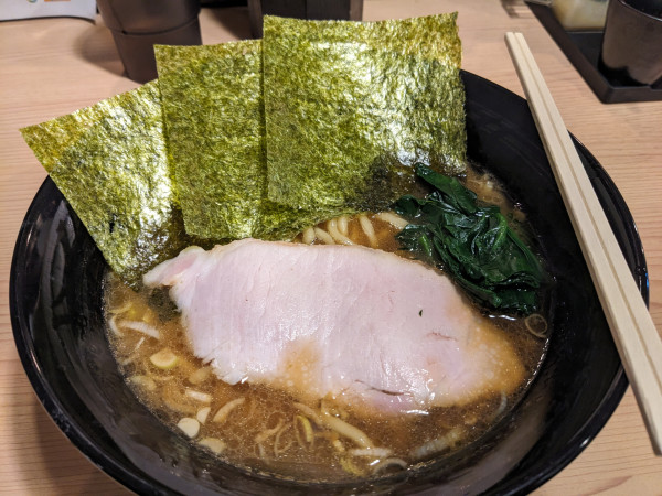 「内勝らーめん（固め・濃め）」@内勝家の写真