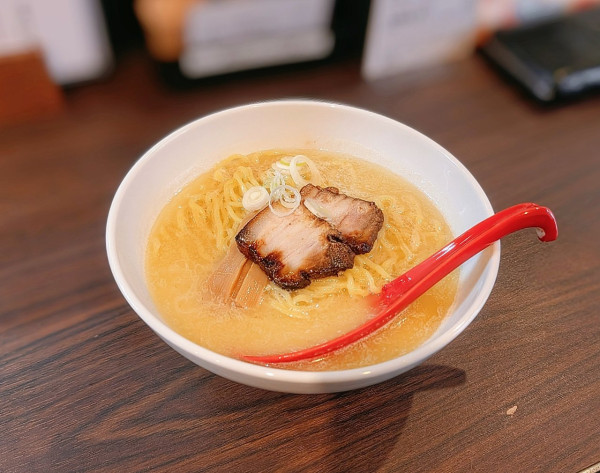 「白い らぁめん【数量限定】」@ラーメン 龍櫻の写真