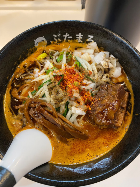 「辛味噌らーめん」@らーめん ぶたまろの写真