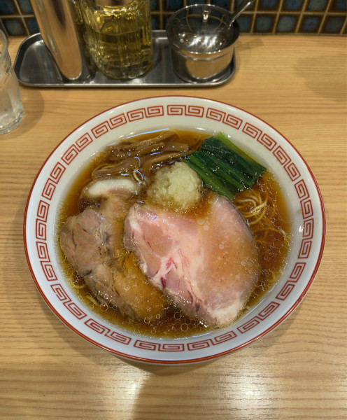 「中華そば（900円）」@中華そば えにしの写真