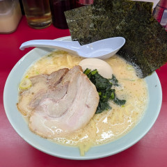 横浜家系ラーメン 立川 壱七家の画像