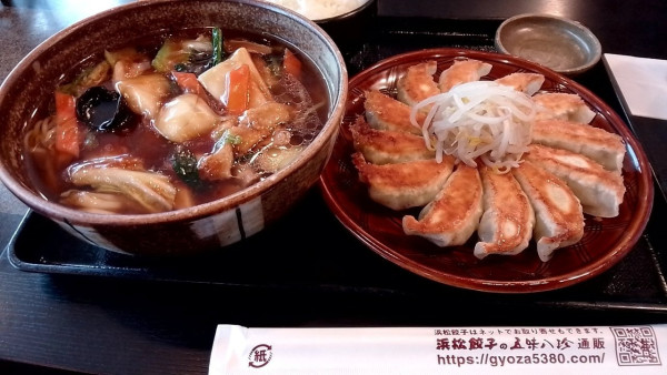 「浜松餃子、五目ラーメン」@五味八珍 メイワン店の写真