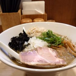 煮干しラーメンと和え玉