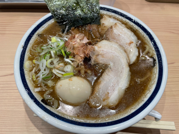 「特製らーめん ¥1320」@中華そば つけめん 玉 ブルーフロント芝浦店の写真