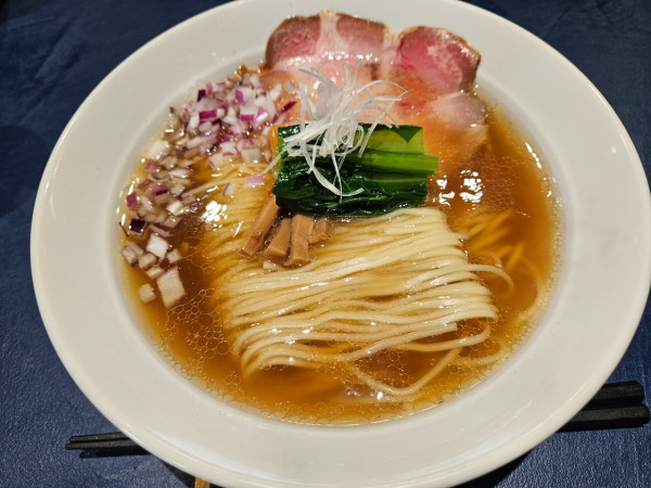「醤油ラーメンクラシック」@Ramen金碧の写真