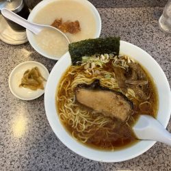 ラーメンと小粥セット(麺大盛)1450円