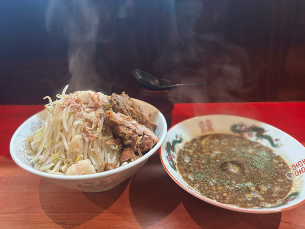 「つけ麺サバ味　ヤサイアブラ」@ラーメン二郎 会津若松駅前店の写真