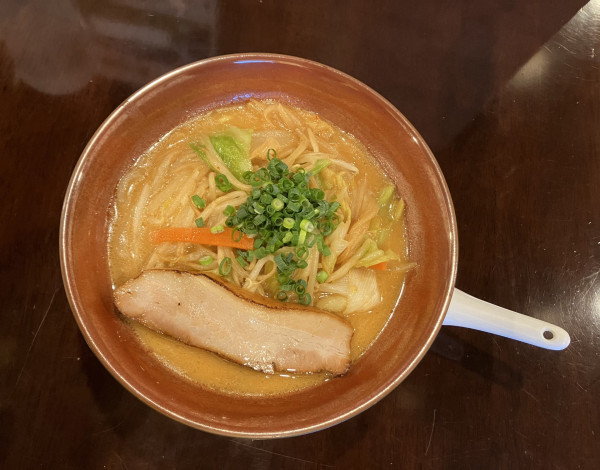 「野菜たっぷりタンメン.味噌(濃厚鶏出汁)」@らーめんなが田の写真