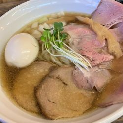 チャーシュー麺(煮卵)