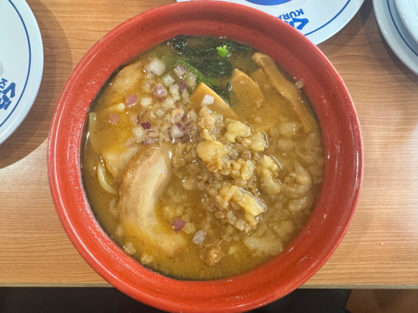 「藤原系魚介背脂ラーメン」@くら寿司 青梅店の写真