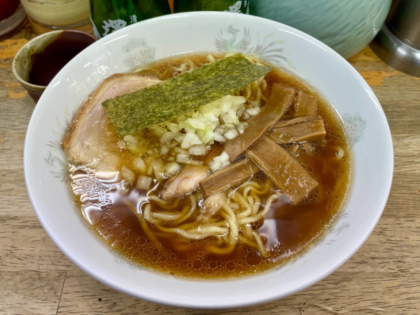 「清酒澤乃井/熱燗２本＋メンマ皿 → ラーメン」@丸幸の写真