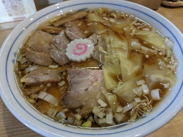 「ワンタンチャ〜シュ〜メン1000円」@らーめん 高尾の写真