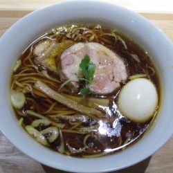醤油ラーメン　1500円