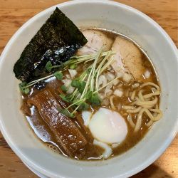 豚骨魚介らーめん980円温玉CP