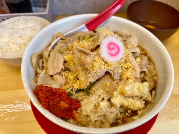 「肉めん 全マシ TP生玉子」@肉めん 肉めし NO11の写真