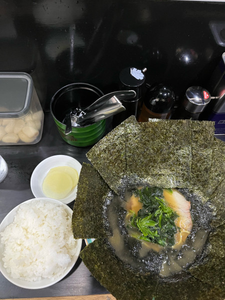 「海苔ラーメン、硬濃」@田島家 久里浜店の写真