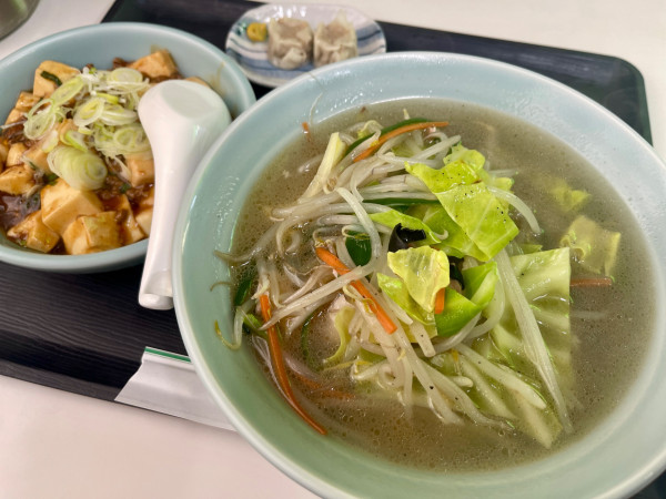 「タンメン (麻婆丼セット)」@キャベツ館の写真