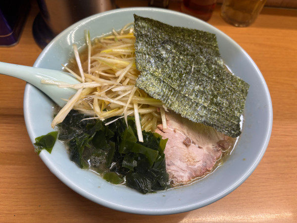 「ネギラーメン中」@なかむら屋の写真