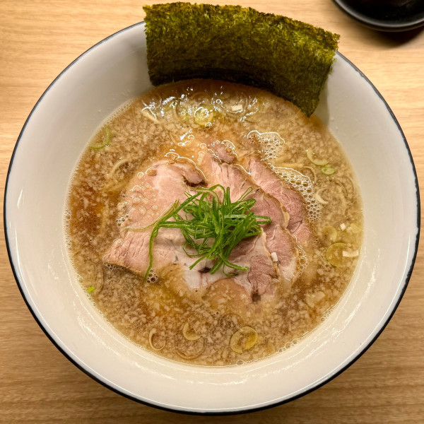「醤油ラーメン ¥1,200」@ラーメン GINZA  TON BOXの写真
