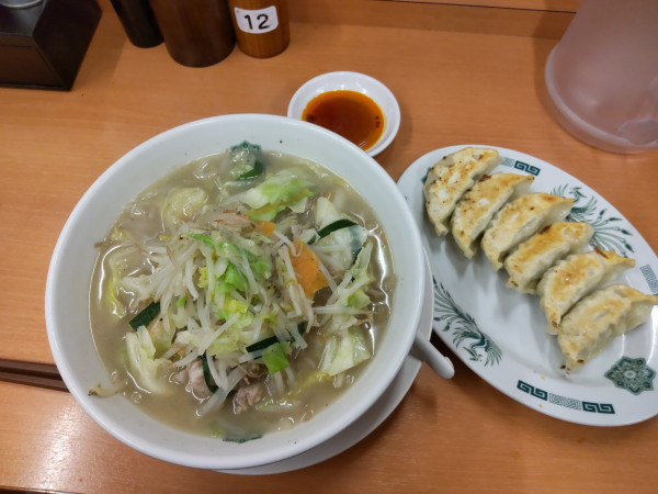 「タンメン＋餃子セット￥900」@日高屋 川越西口店の写真