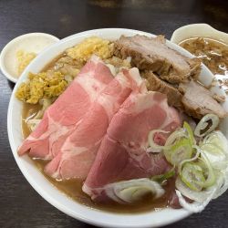 ラーメン中豚増しMIX