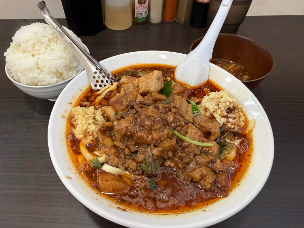 「辛いスタ満+アブラまさお+ライス」@元祖スタミナ満点らーめんすず鬼 狭山ヶ丘分店の写真