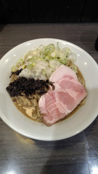 「濃厚煮干しまぜそば」@麺屋井上の写真