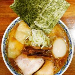 奈つやのもちもち雲呑味玉中華そば＋味玉＋黒ラベル