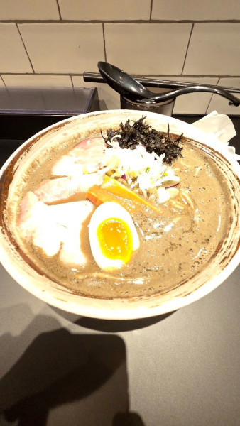 「百尾煮干し醤油」@煮干しらーめん 波乃にぼるの写真