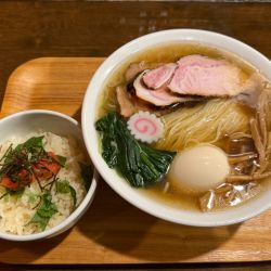 特製但馬どりコンソメ中華そば(塩)1450円