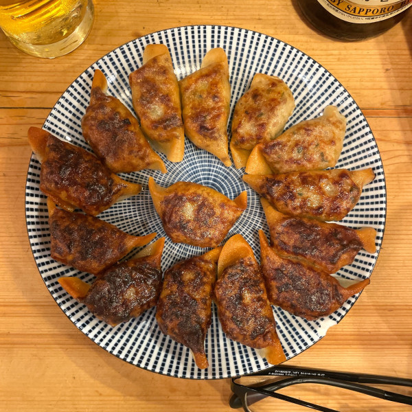 「クリスピー餃子＆青唐クリスピー」@牛タンとクリスピー餃子 ひまわりの写真