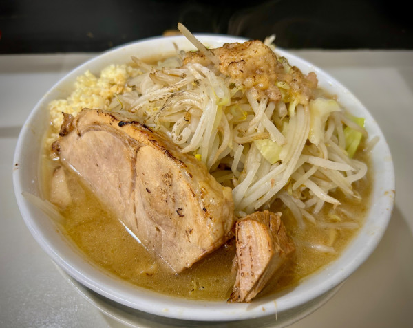 「ラーメン(950¥)」@ラーメン 富次郎 堀町店の写真