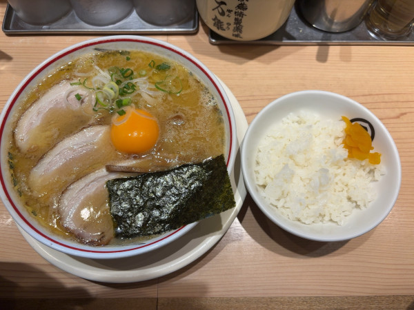 「特製豚鶏中華そば」@赤備の写真