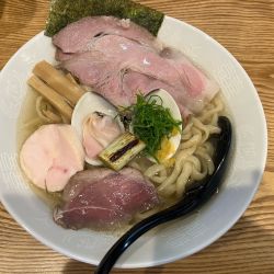 近江鶏と蛤の塩ラーメン