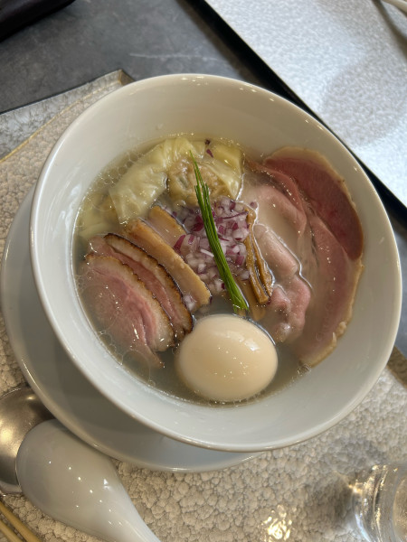 「特製しじみ塩ラーメン」@宍道湖しじみ中華蕎麦 琥珀 池袋店の写真