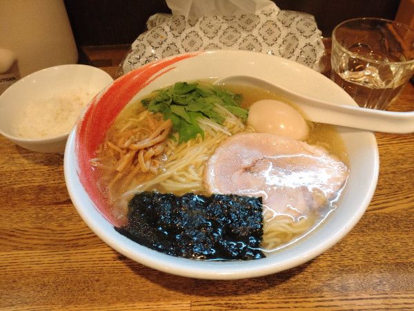「塩ラーメン麺大盛＋味玉」@ラーメン食堂 粋な一生の写真