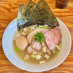 特製手揉み中華そば（塩：1550円）