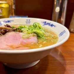 ストロング醤油豚骨ラーメン