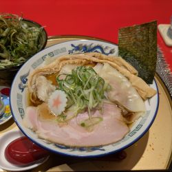 雲呑地鶏中華そば(醤油) 1100円