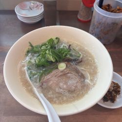 博多とんこつラーメン