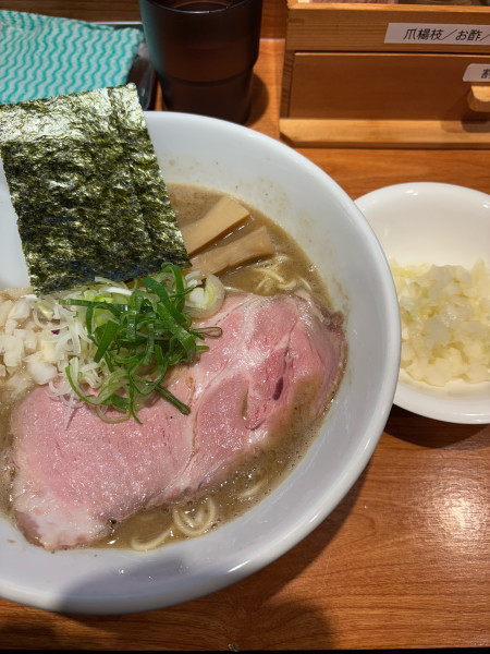 「限定濃厚らぁめん　酢たまねぎ　和え玉」@焼きあご煮干しらぁめん はなかぜの写真